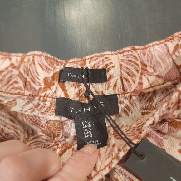 Tahari New 100% Linen Tropical Print Muted Red Pink Drawstring Shorts Size Small - Picture 7 of 11